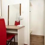 Appartement Rabac-quiet And Cute With Grill,6001 Rabac