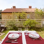 Rabac-quiet And Cute With Grill,6001