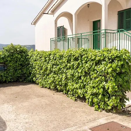 Rabac-quiet And Cute With Grill,6001 Apartament *